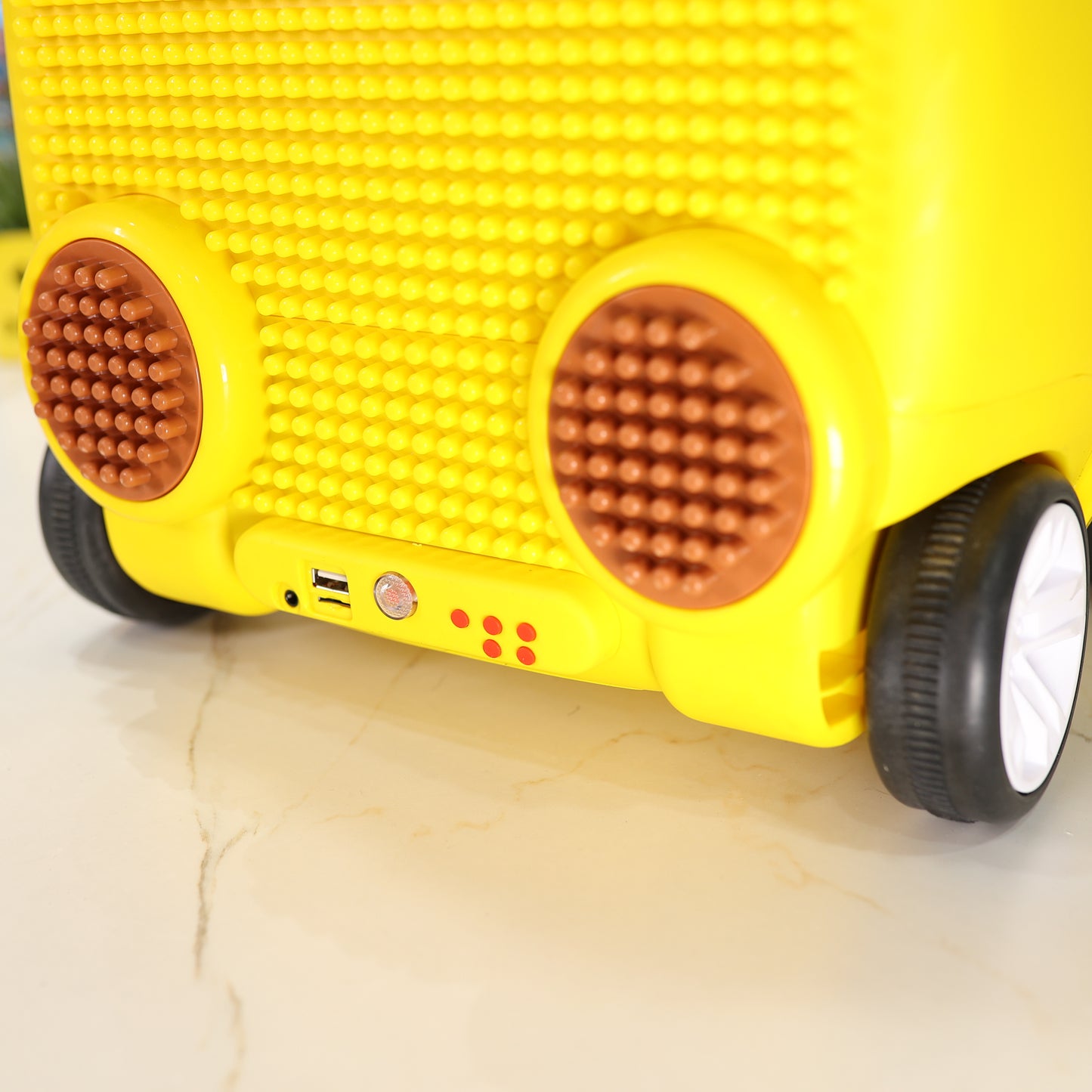 Trolley Luggage Bag With Blocks & Bluetooth Speaker with Mic – Lion Design