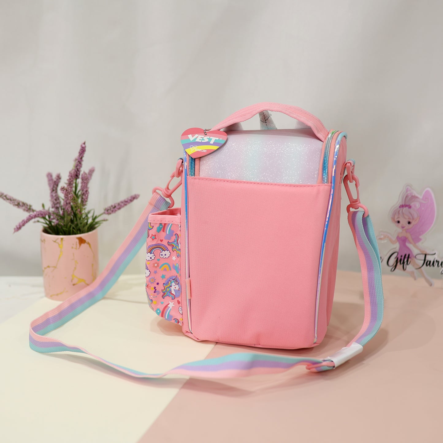 VEST Kids Premium Lunch Bag with Separate Bottle Compartment.– Cute Character Designs